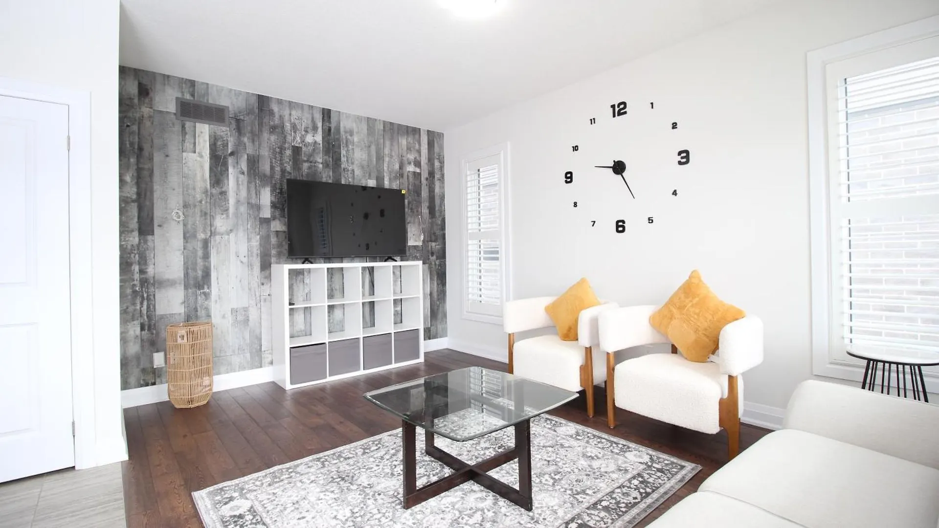 Beautiful House Near Grand River & Kiwanis Park Kitchener